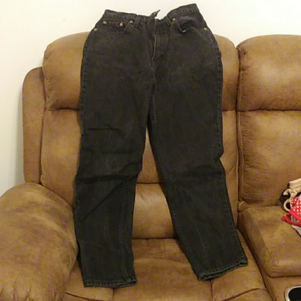 Levis black jeans